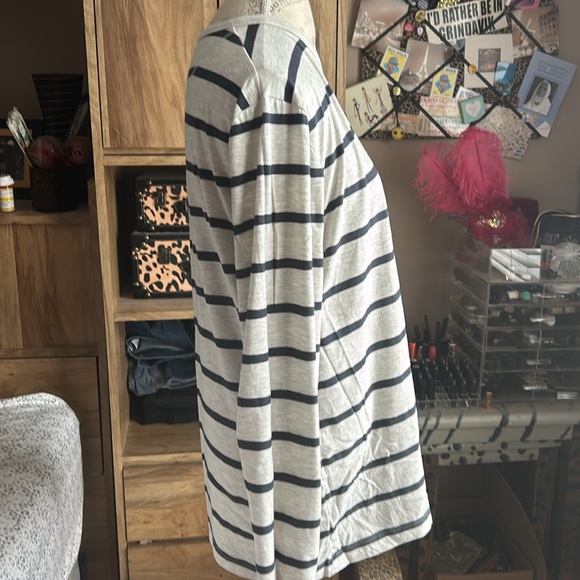 Old Navy Long Sleeve Striped Pocket Tee - Large - Picture 2 of 5